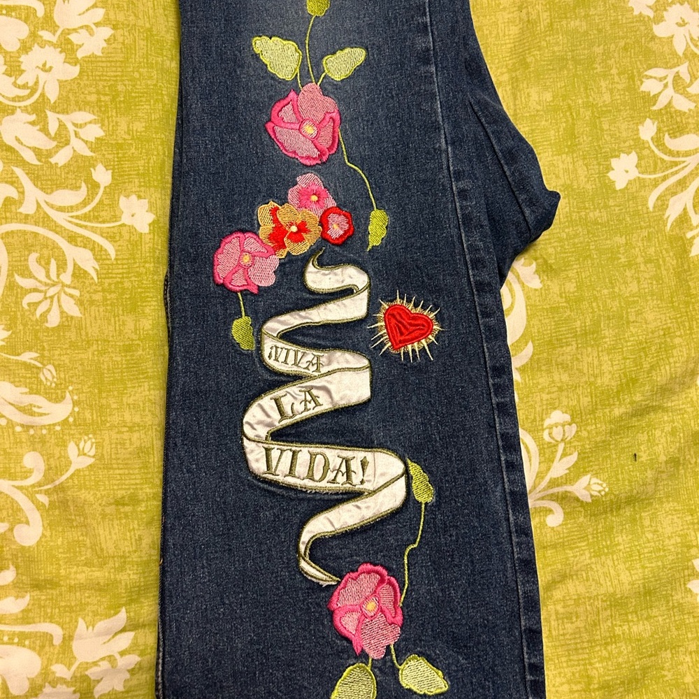 Thalia Sodi Womens Size 10 Boot Cut Jeans Embroidery. - Picture 2 of 7